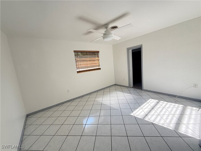 Building Photo - 1354 Stadler Dr