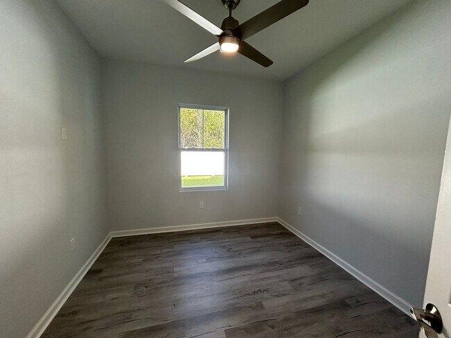 Building Photo - 2022 Trimble Rd