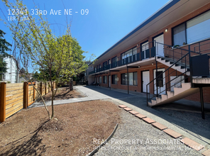 Building Photo - 12341 33rd Ave NE