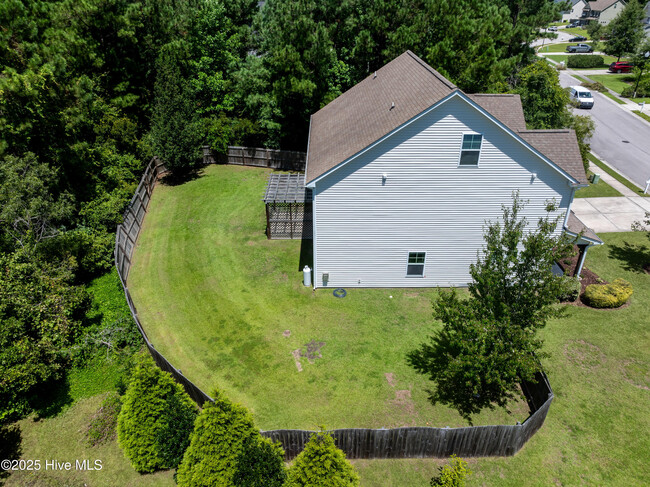 Building Photo - 103 Creek End Ct