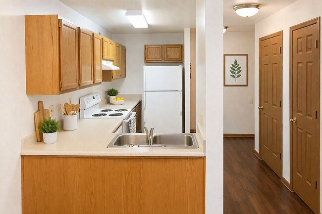 Building Photo - Hartford Square