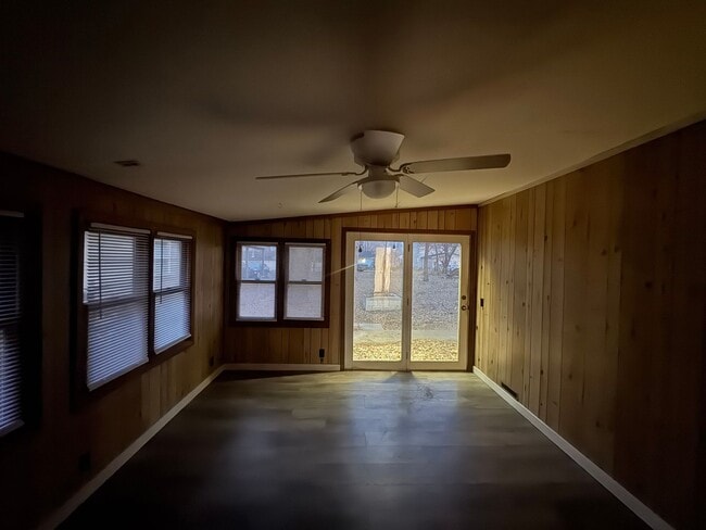 Building Photo - Home For Holidays