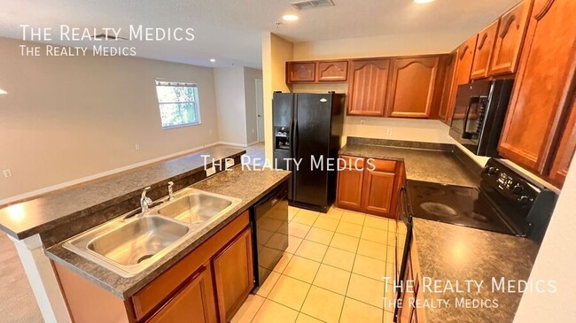 Building Photo - 331 Freedom's Ring Dr