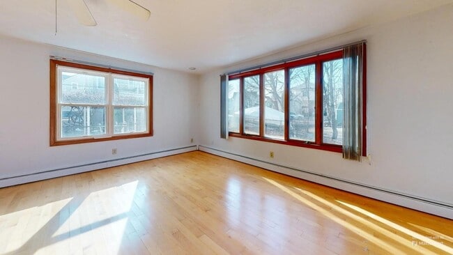 Building Photo - 149 Locust St