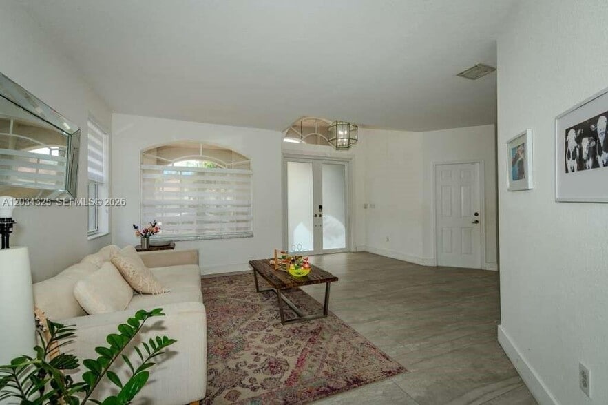Building Photo - 8526 NW 110th Pl
