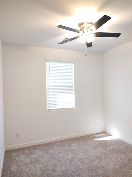 Building Photo - 6317 W Raymond St