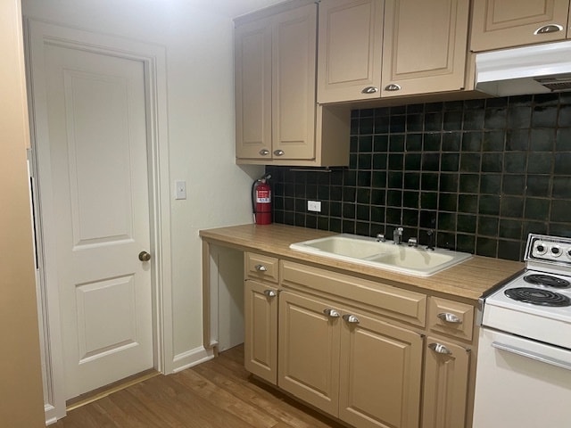 Kitchen - 517 Sunset Dr SW
