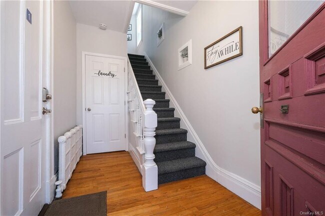 Building Photo - 301 Union Ave