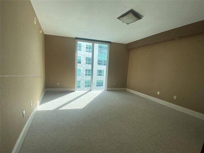 Building Photo - 185 SW 7th St