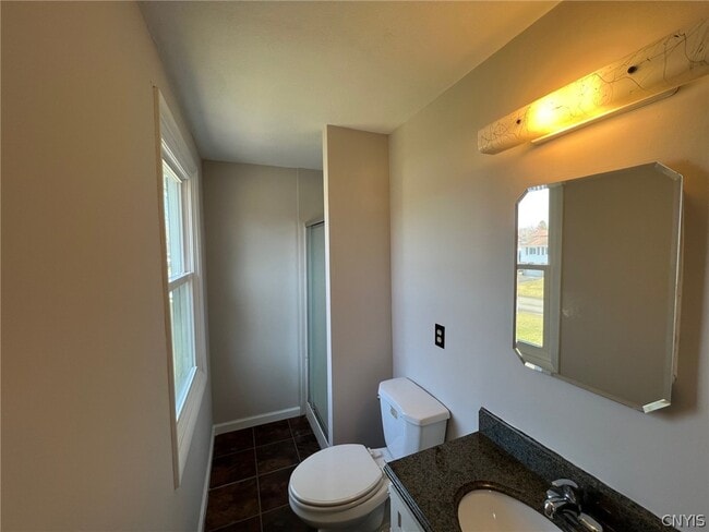 Building Photo - 10 Echodale Ave