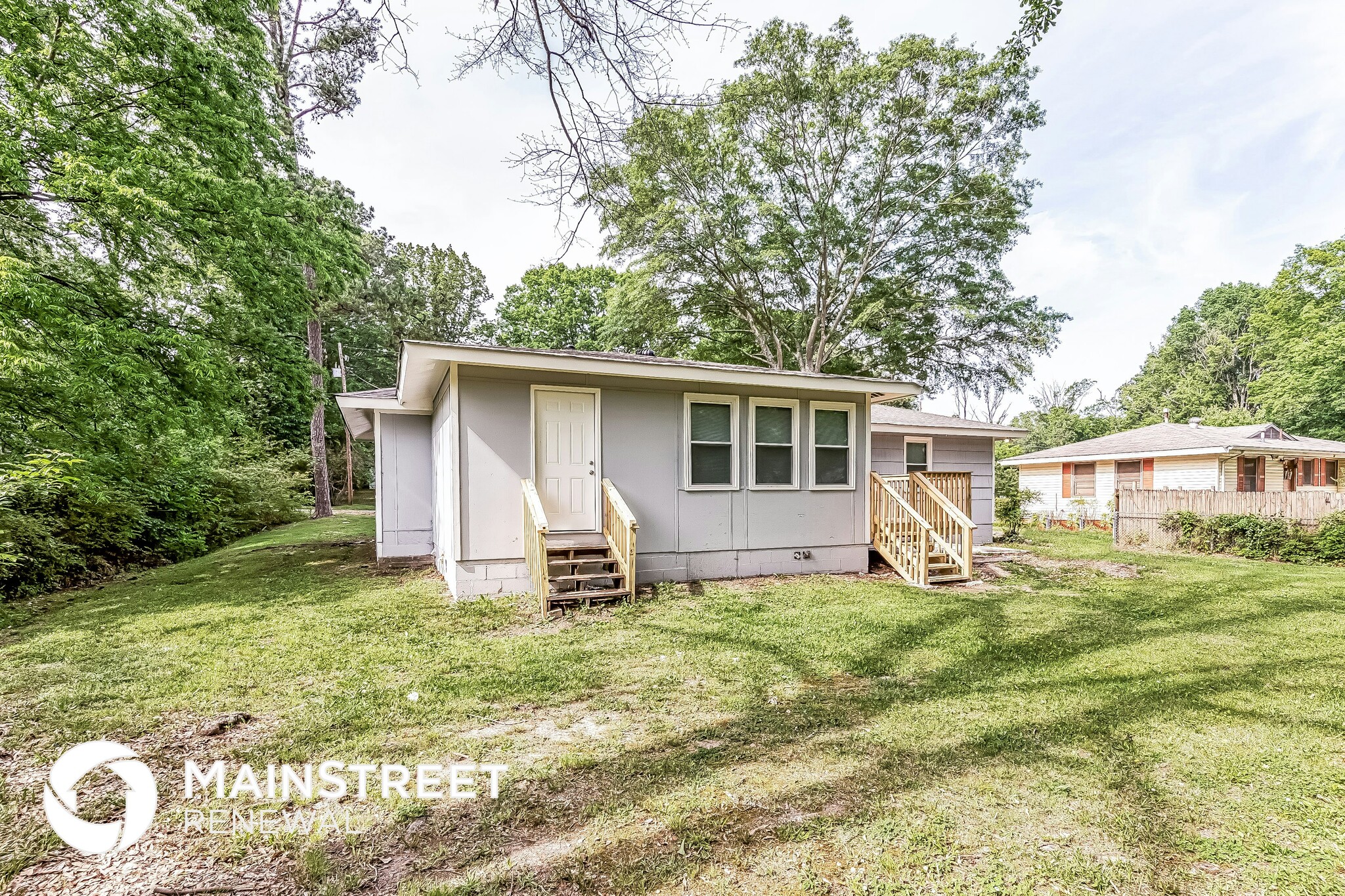 Building Photo - 105 16th Terrace NE