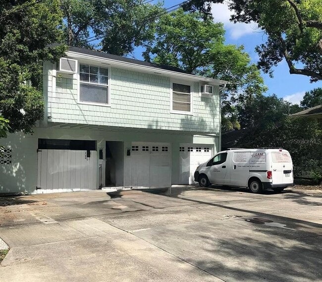 Primary Photo - 732 N Summerlin Ave