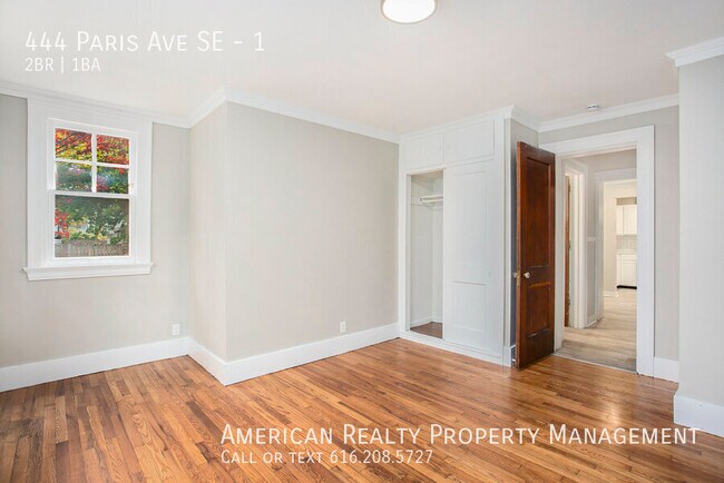 Building Photo - 444 Paris Ave SE