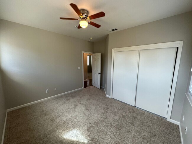 Building Photo - Beautiful 4  bedroom, 2.5 bath home in Garin Ranch