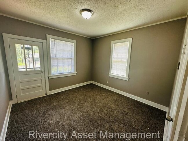 Building Photo - A Must See Nestled In The 38111 !!!!! HABL...