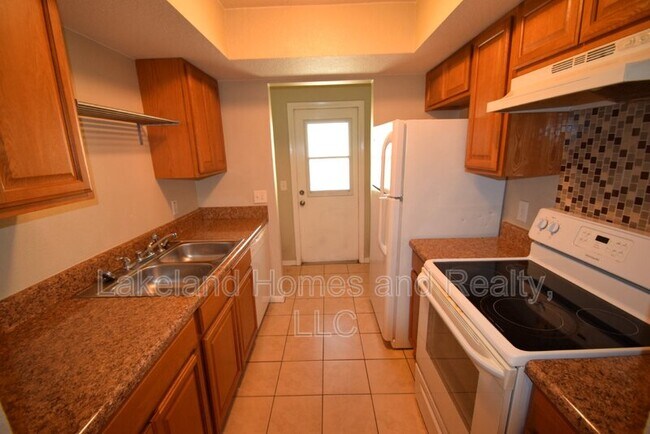 Building Photo - 2237 Bordeau Ct