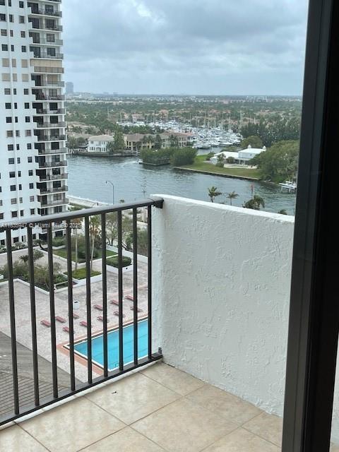 Building Photo - 1201 S Ocean Dr