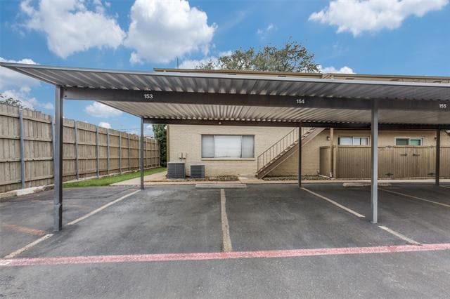 Building Photo - 10650 Steppington Dr