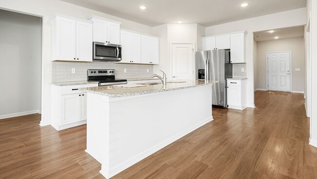 Building Photo - 3415 Hattie Ln