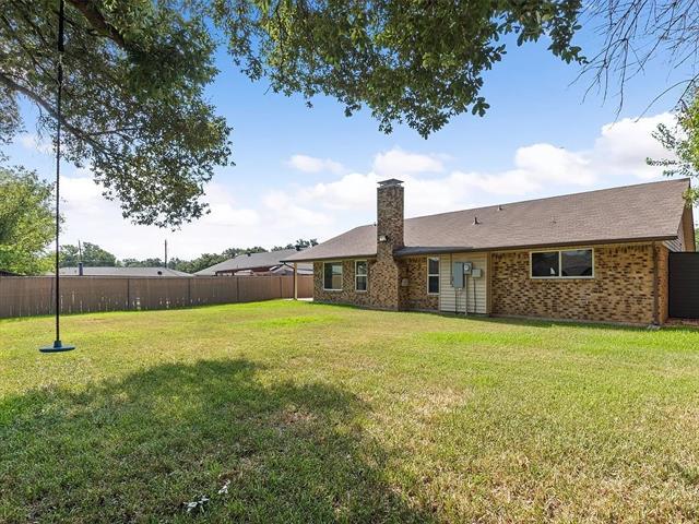 Building Photo - 2829 Elk Grove Rd