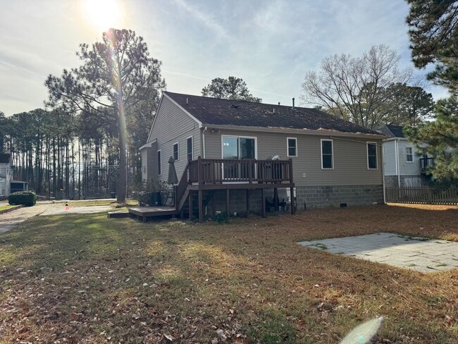 Building Photo - 42 Lodge Rd