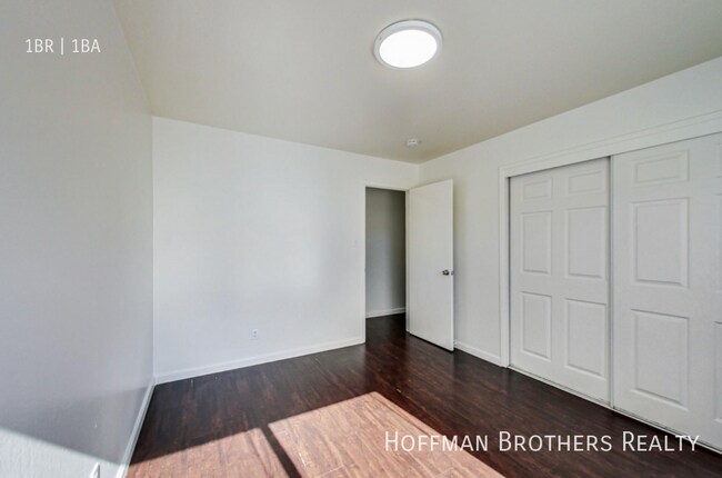 Building Photo - 1844 7th Ave