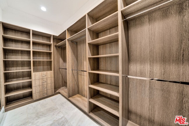 Building Photo - 19034 Ashurst Ln