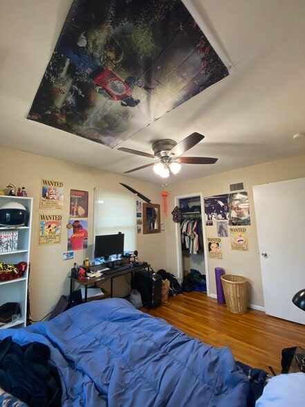 Building Photo - 941 E Jefferson St