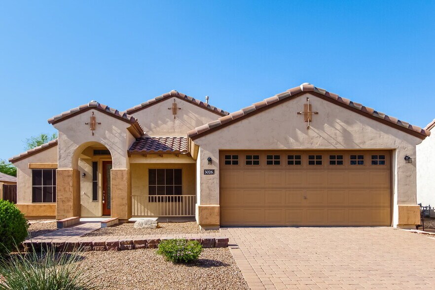 Primary Photo - 3026 W Rapalo Rd
