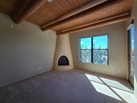 Building Photo - 1405 Vegas Verdes Dr