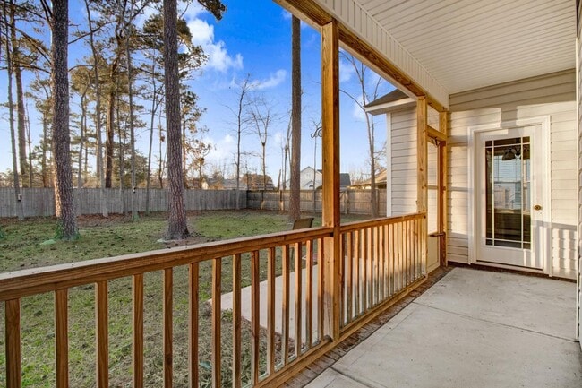 Building Photo - MUST SEE! Stunning 3 BR | 2 BA Home for Re...