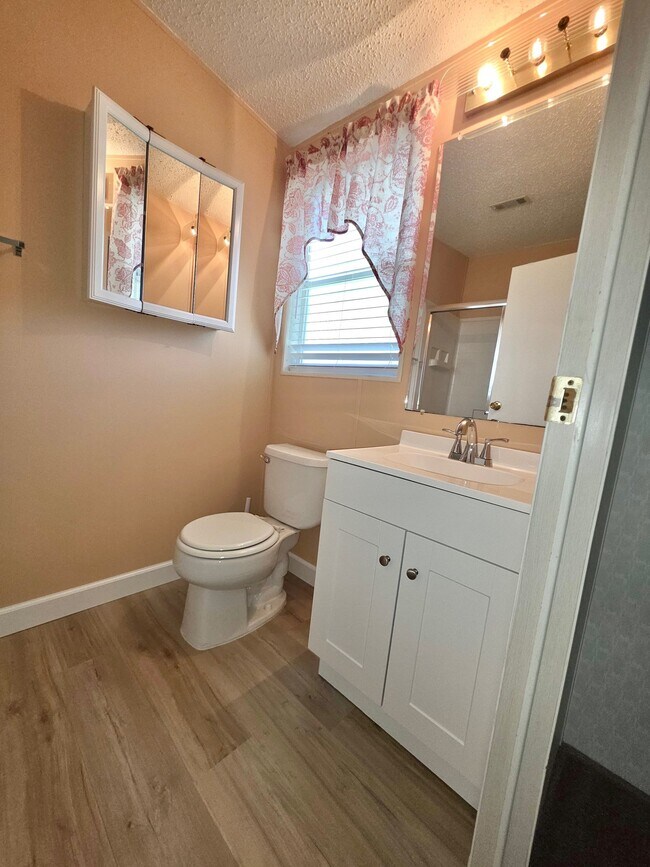 Building Photo - 5443 Bannock St