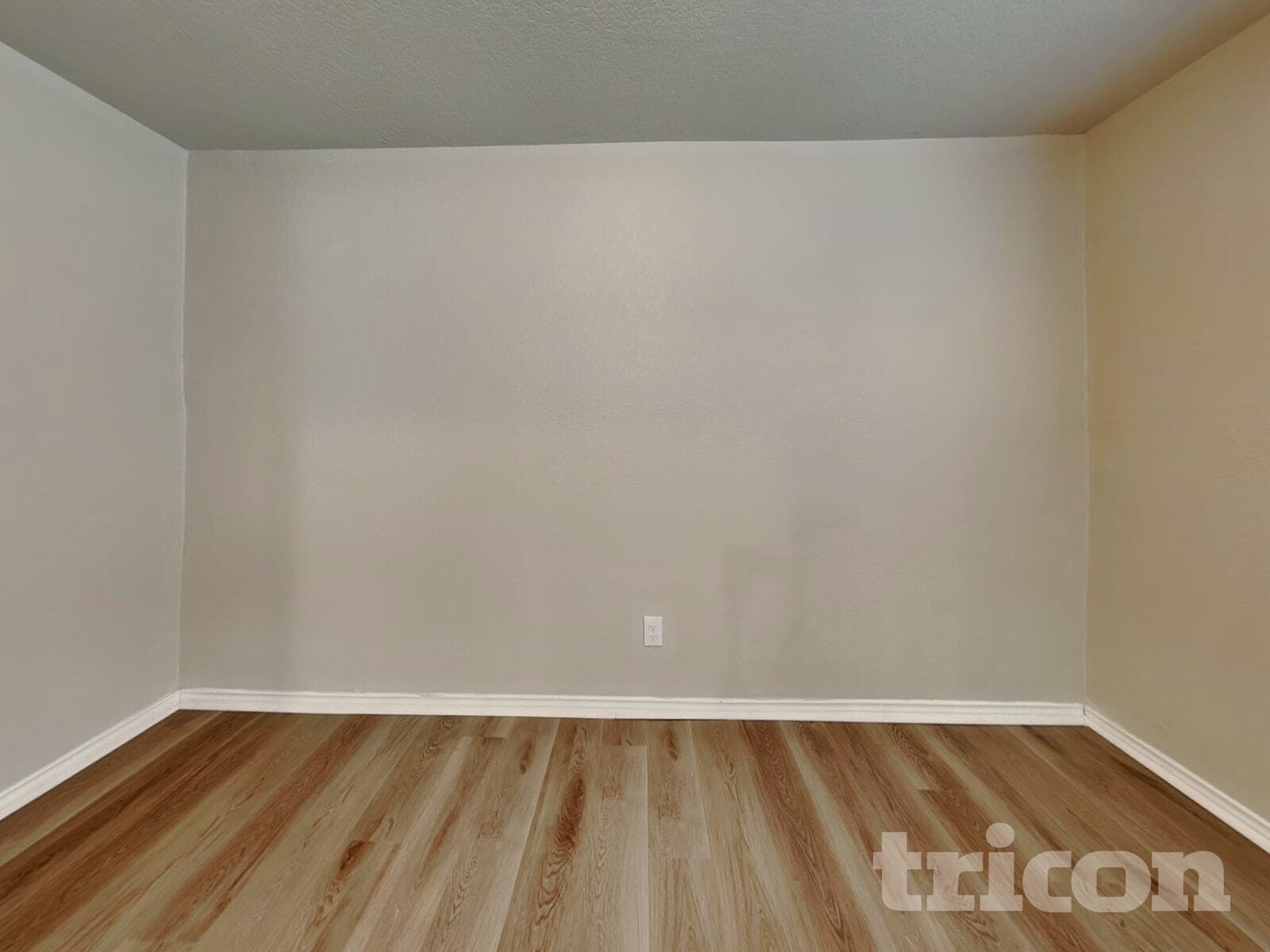 Building Photo - 9720 Marbach Brk