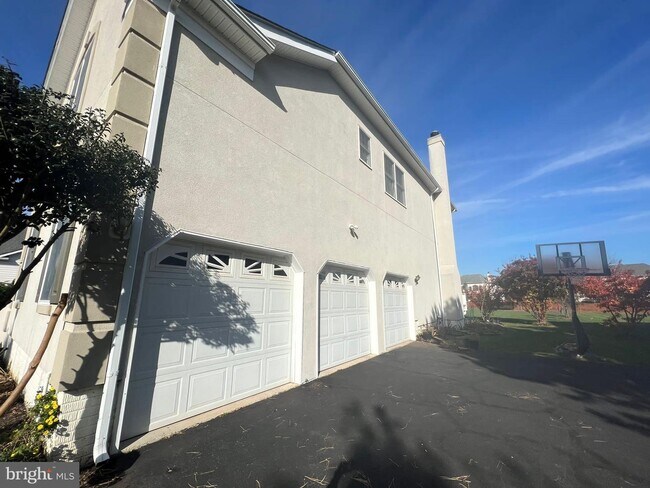 Primary Photo - 43554 Freeport Pl