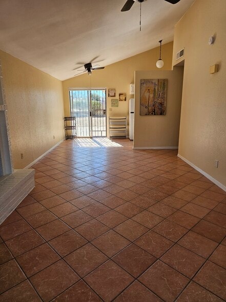 Living room/dining area - 11646 Scott Simpson Dr