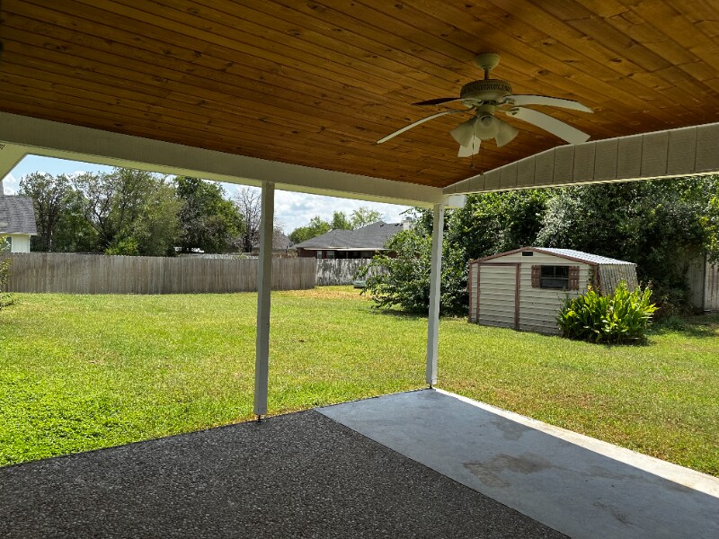 Building Photo - 216 Timberview Dr