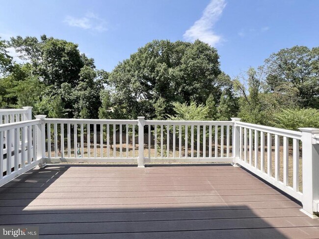 Building Photo - 8141 Hollow Ct