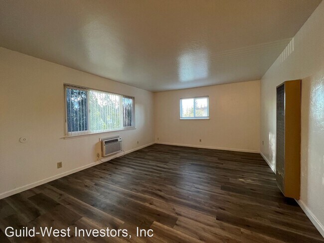 Building Photo - 2 br, 2 bath House - 7965 Leona Way #C