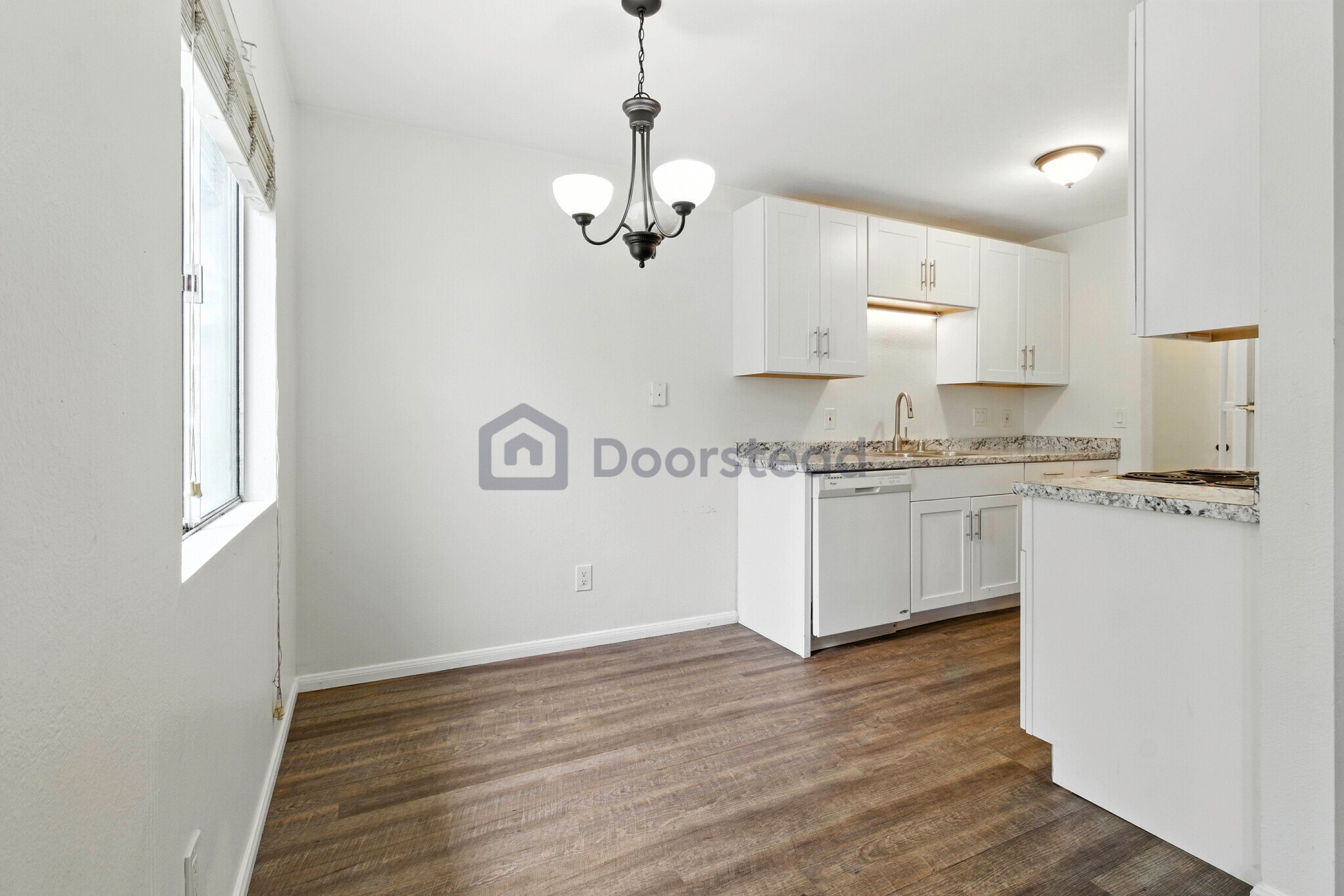 Building Photo - 9175 Campina Dr