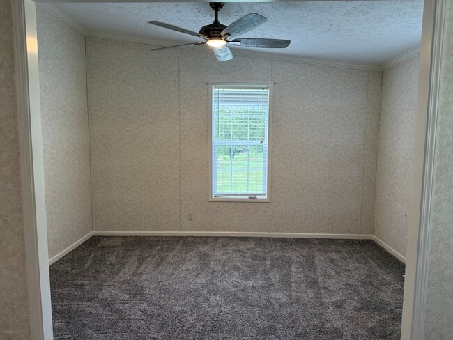 Sitting Room - 1336 Mars Evans City Rd