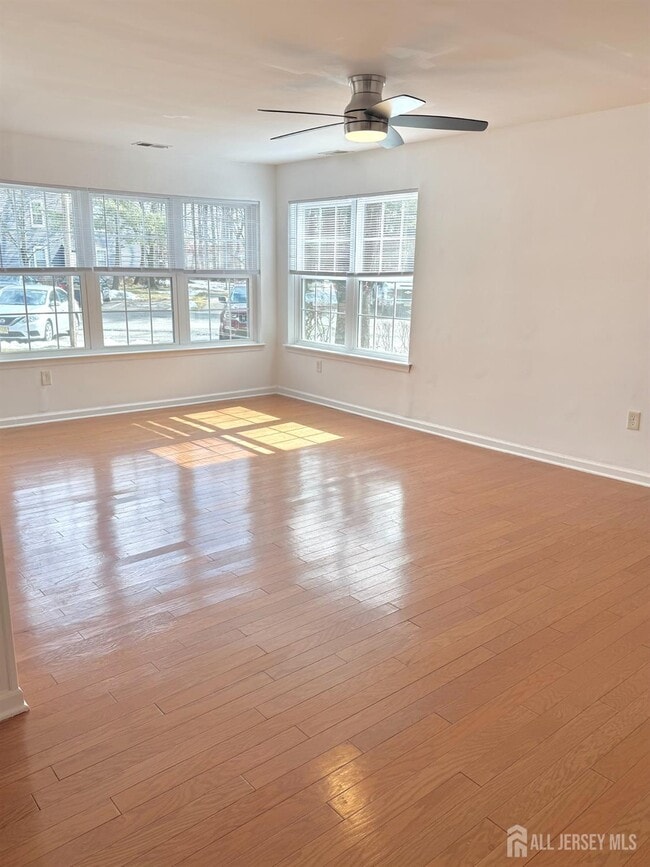 Building Photo - 202 Pennsylvania Way