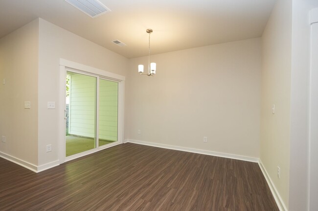 Building Photo - Coming Soon! 3 BR/3BA | New Toll Brothers Townhome | 1-Car Garage Parking | In Charlotte!