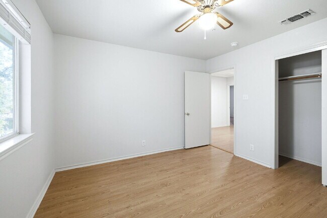Building Photo - 4 Bedroom home with ZERO carpet close to RAFB