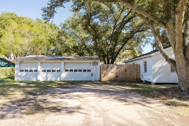 Building Photo - 2518 Daugherty St
