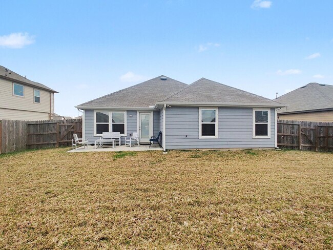 Building Photo - 1310 Cardinal Trl