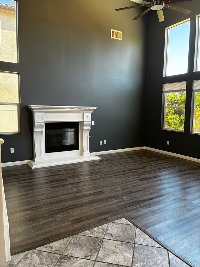 Building Photo - Smart 3-Bedroom Home with Solar & 2-Car Ga...