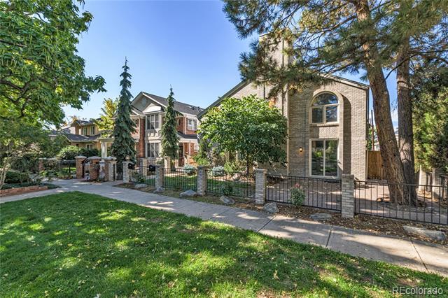 Building Photo - 541 Monroe St