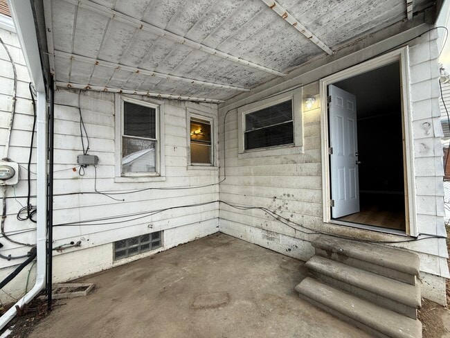 Building Photo - 7243 Dacosta