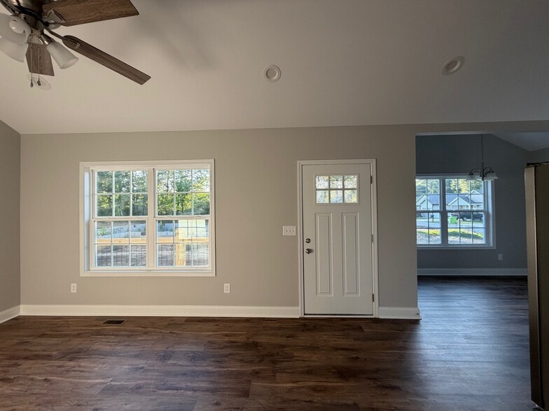 Building Photo - 2316 Epperson Dr