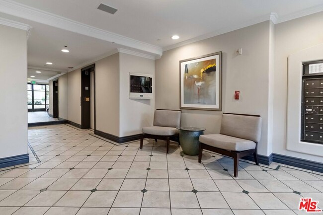 Building Photo - 1875 S Beverly Glen Blvd